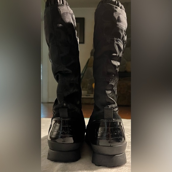 Coach Demure Women’s Black Signature Snow Boots 7.5 - Picture 4 of 7